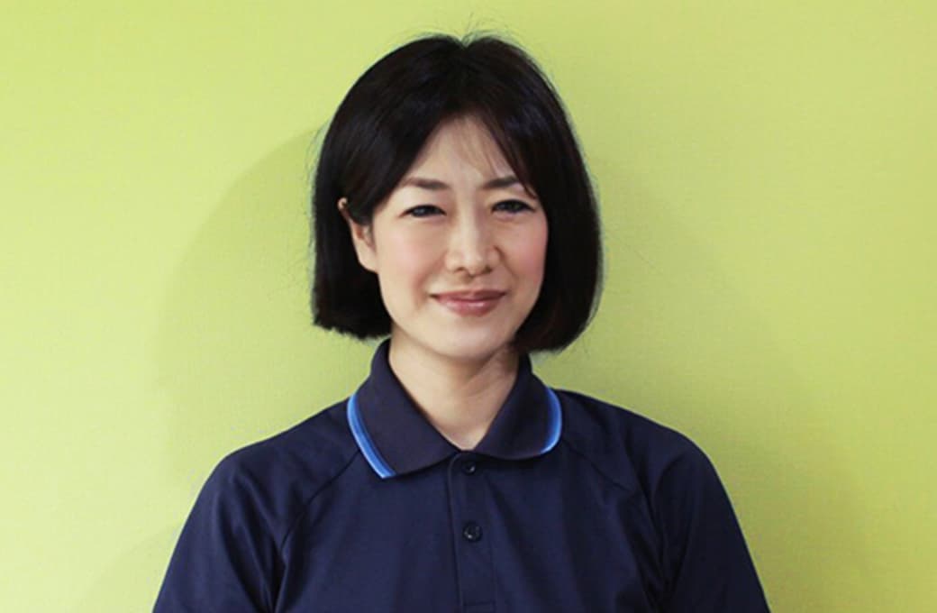 間所 佳子